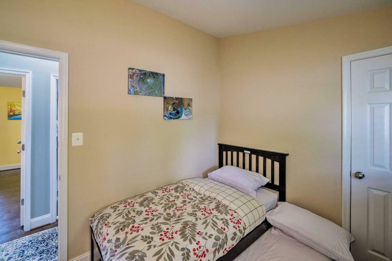 Escape To Our Cozy 3 Bed Rm 2 Bath Unit In Alexandria Va Villa Exterior photo